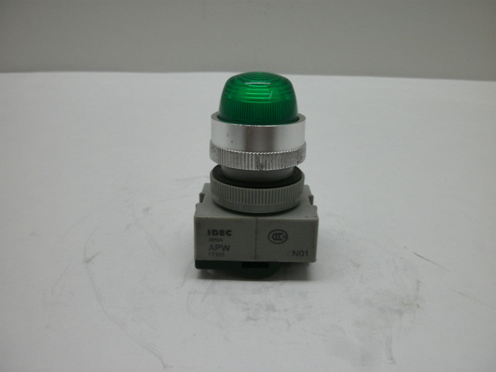 IDEC APW SERIES (TW) PILOT LIGHT GREEN DOME LENS 24V LED 22mm W/O CONTACT BLOCK