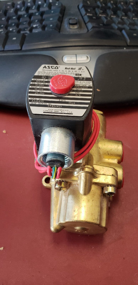 NEW ASCO 4-WAY SOLENOID VALVE EF8344G1 NEW NO BOX (B1-5D)