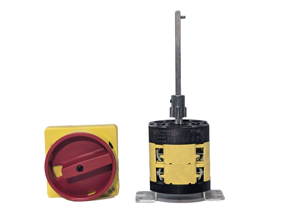 Giovenzana Series C032 General Use Rear Panel Mounting Motor, On/Off Switch