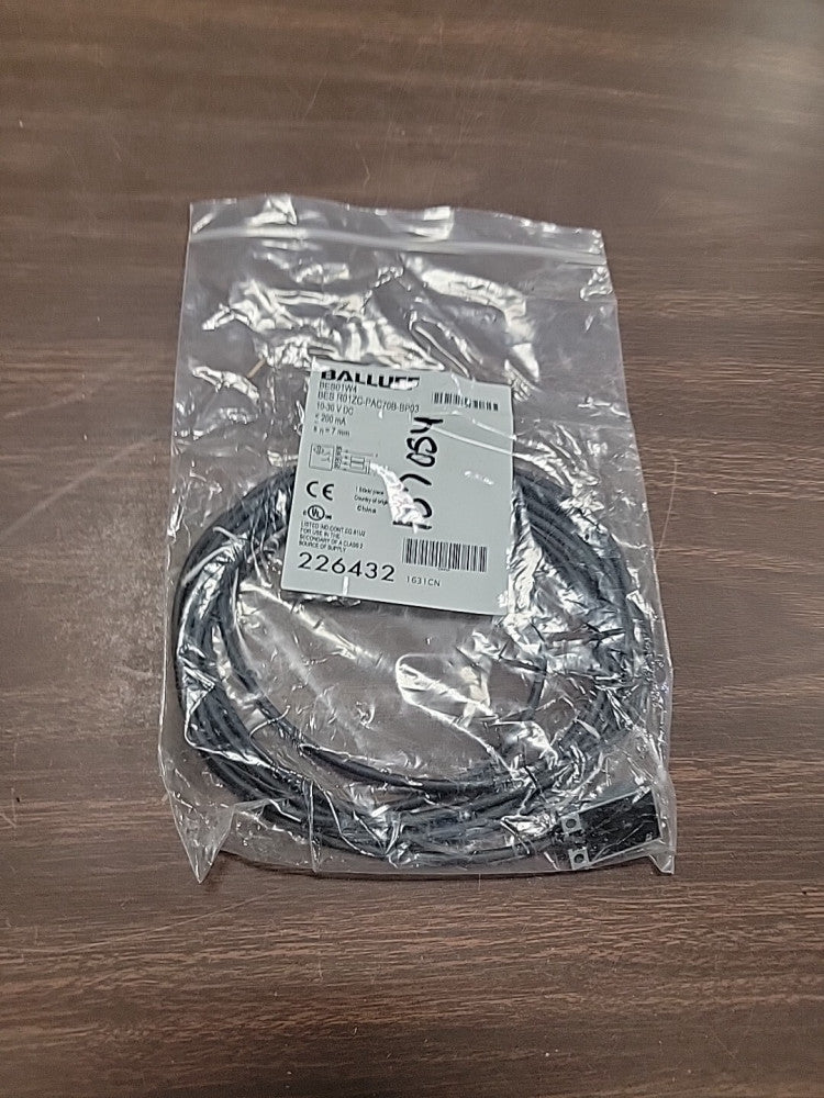 Balluff BES01W4 Sensor Proximity Switch R01ZC-PAC70B-BP03