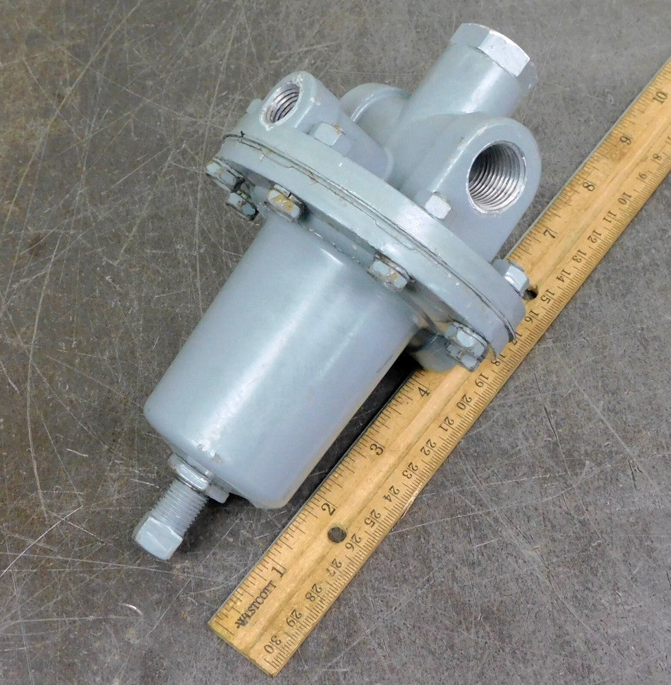 Emerson Fisher - 64-202 Pressure Regulator Valve Type 64 1000 PSI 1/4&1/2 in NPT