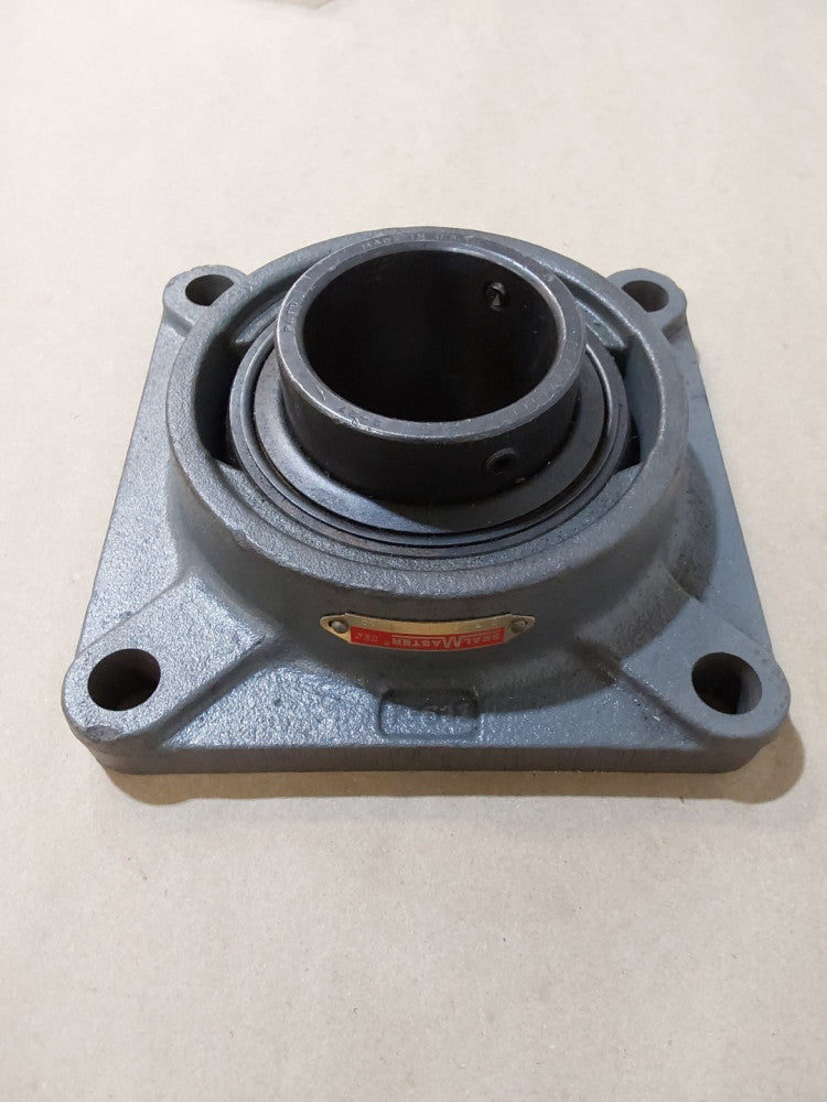 NEW SEAL MASTER SF-39 FLANGE MOUNT BALL BEARING 2-7/16"