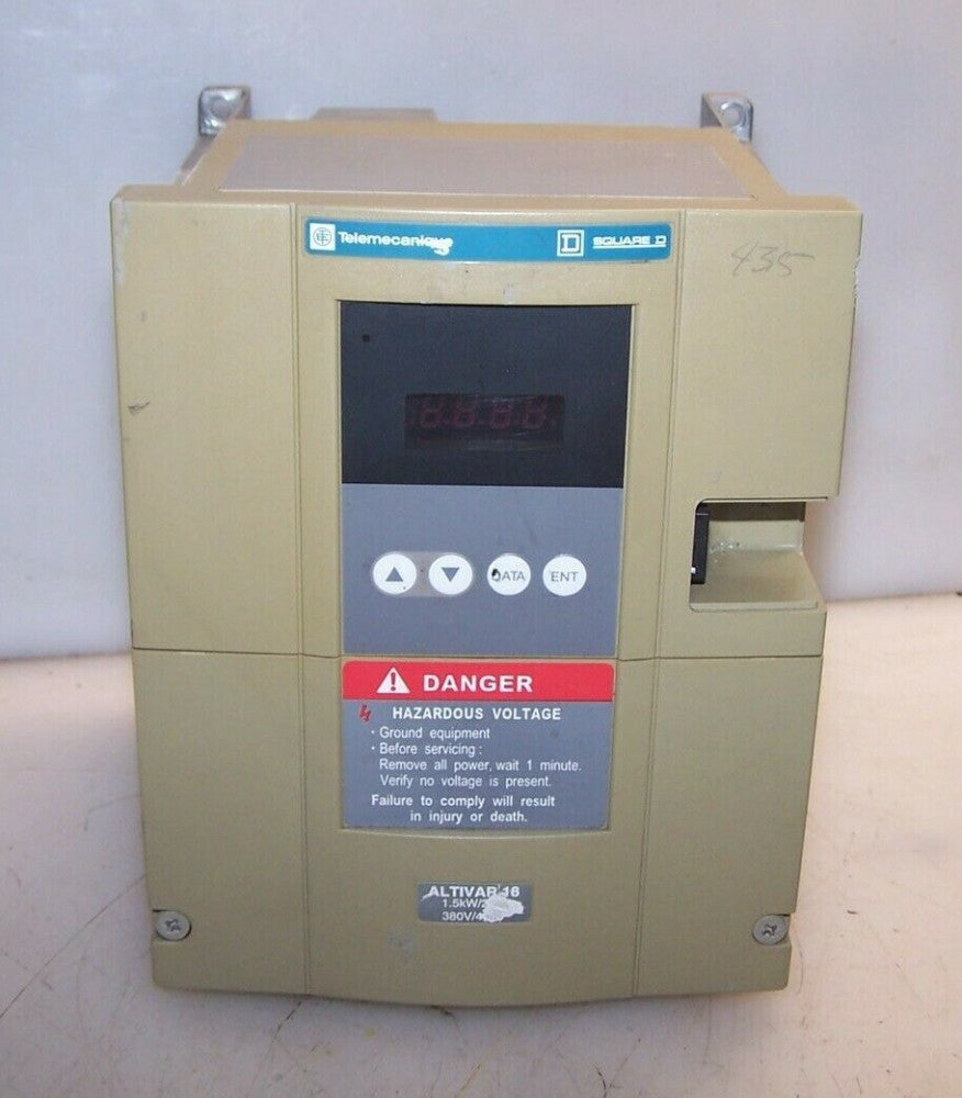 SQUARE D TELEMECANIQUE 2 HP AC VFD DRIVE ALTIVAR 18 ATV18U29N4 460 VAC 3 PHASE