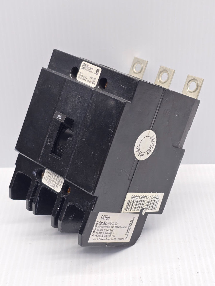 New Take-out Eaton 25 Amp Bolt-On Circuit Breaker 480Y/277 VAC 3P 65 kA GHB3025
