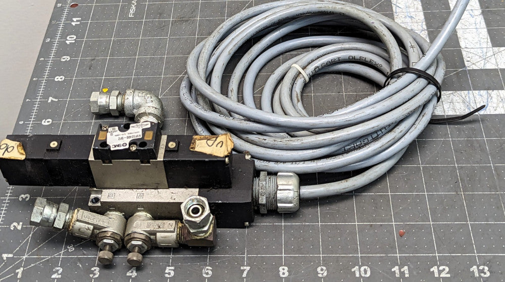 SMC NVFS2100-5FZ Solenoid Valve With Manifold & Hardware Working Pull [C3B1 #10