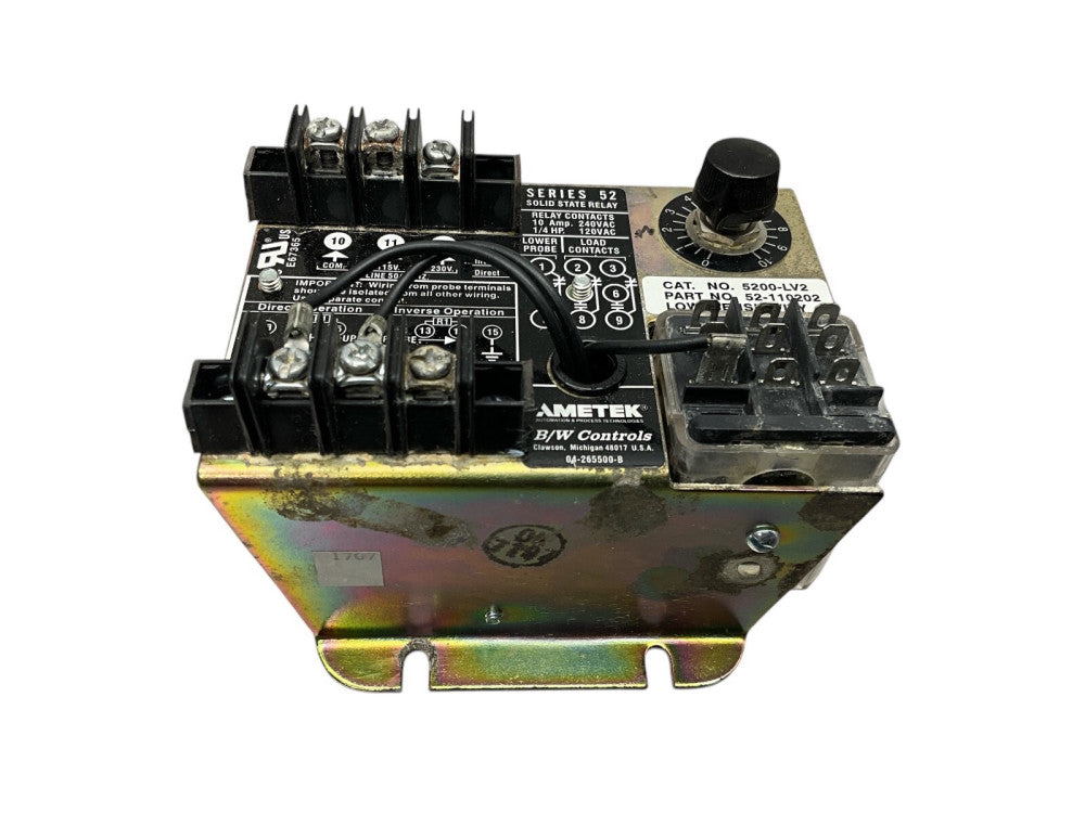 B/W CONTROLS SERIES 52 SOLID STATE RELAY CAT NO. 5200-LV2 Part No. 52-110202