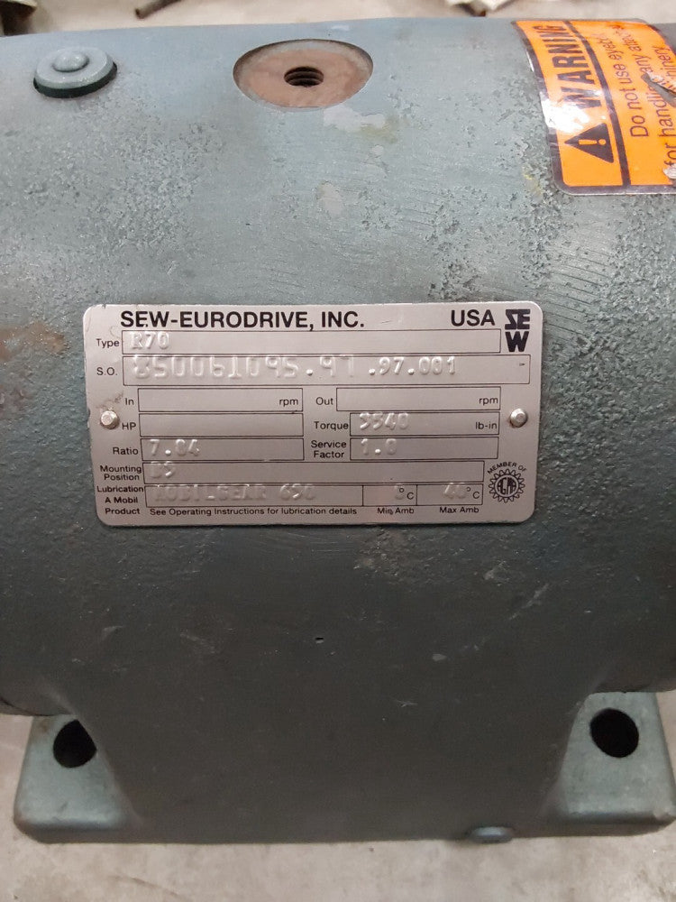 Sew Eurodrive R70 Inline Helical Gearbox 7.84 Reducer Foot Mount 3540 In-Lb