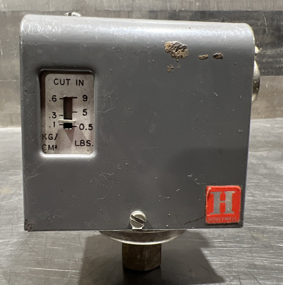 Honeywell PA404A 1009 Pressuretrol- Pressure Control Nos Surplus No Original Box