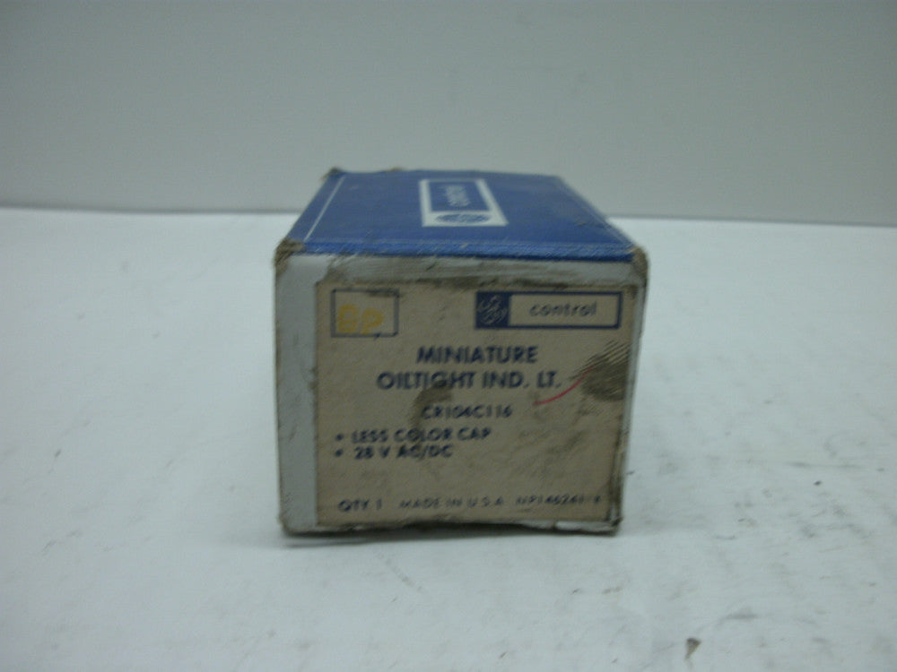GENERAL ELECTRIC CR104C116 MINIATURE OILTIGHT IND LT.LESS COLOR CAP 28V NIB