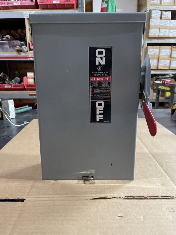 NEW NO BOX! GENERAL ELECTRIC TG3222R 60A 240V 1PH FUSIBLE OUTDOOR SAFETY SWITCH