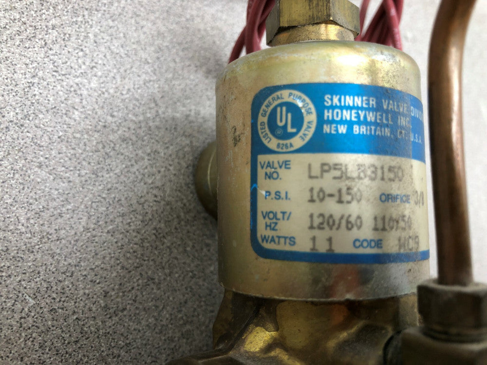 NEW NO BOX SKINNER 120 VAC 3/8 NPT 10-150 PSI SOLENOID VALVE LP5LB3150