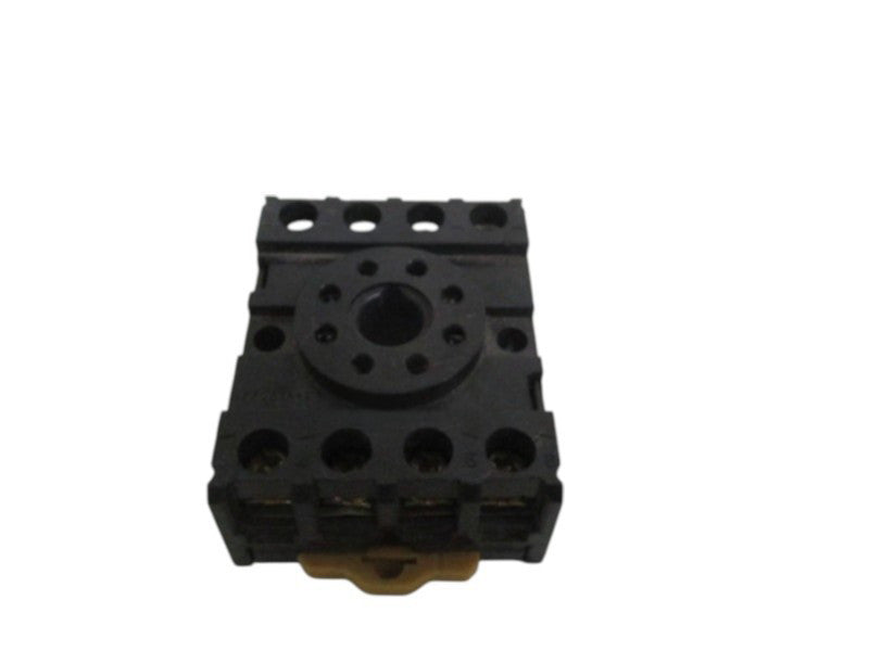 OMRON PF083A-E RELAY SOCKET UNMP