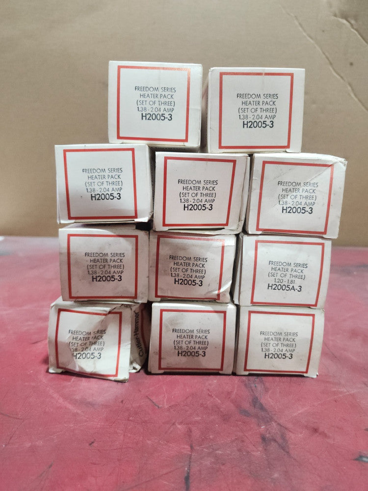 NEW IN BOX LOT OF 11 CUTLER HAMMER THERMAL OVERLOAD HEATER PACK H2005-3