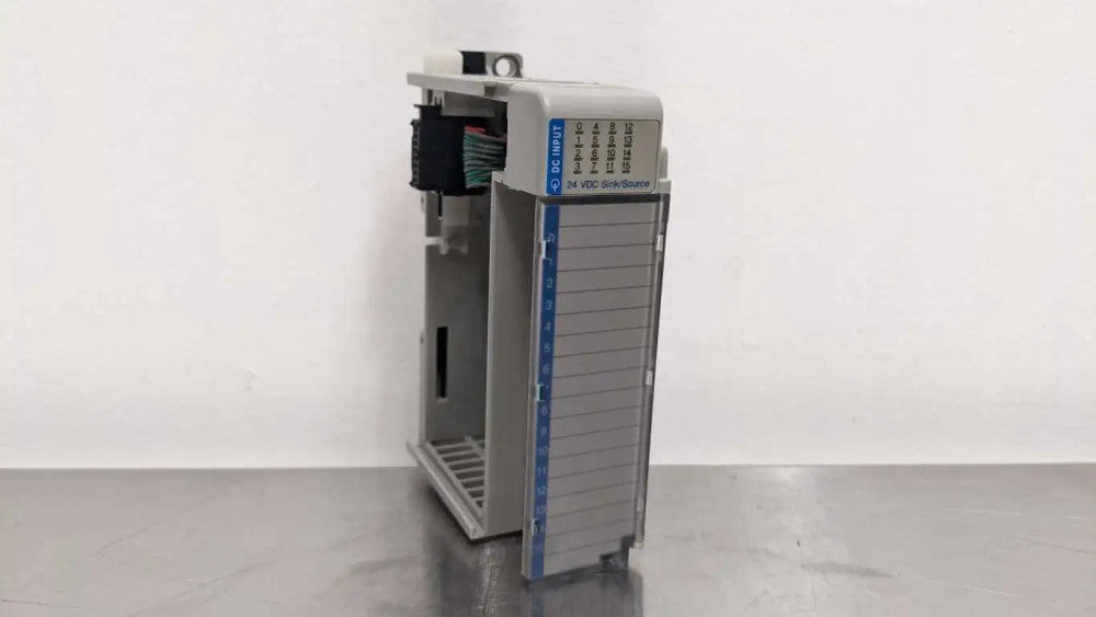 Allen-Bradley 1769-IQ16 16 Point Compact I/O Input Module Ser A Rev 2