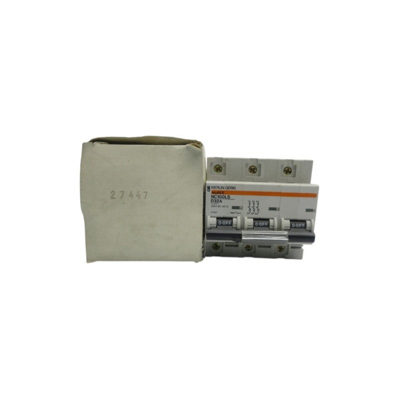 MERLIN GERIN 27447 415V 32A NSMP