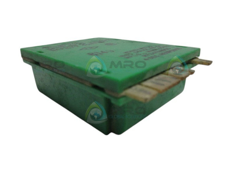 OMRON G3NA-210B SOLID STATE RELAY (AS PICTURED) UNMP