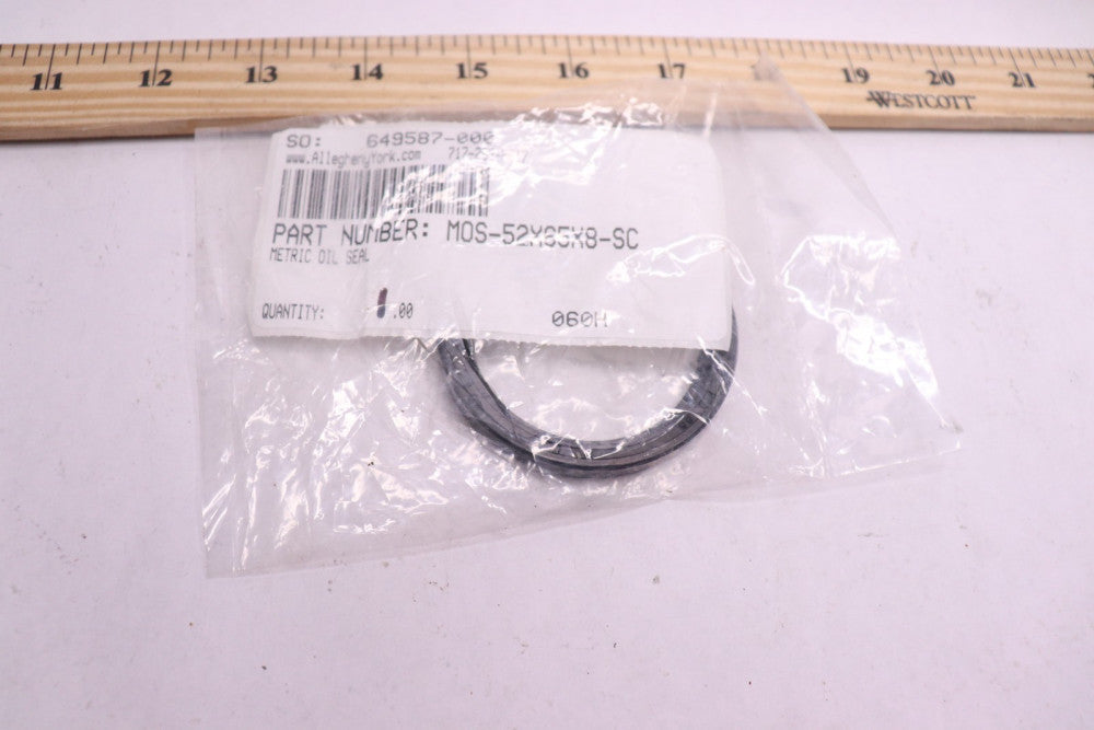 Low Pressure Metric Oil Seal 52 x 65 x 8 MOS-52X65X8-SC