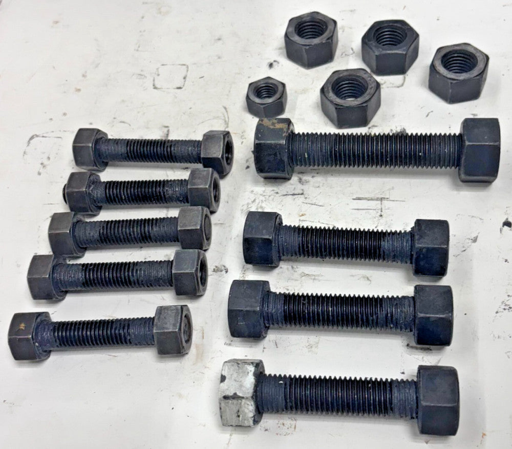 HIGHLAND THREADS STUDS (9) HEX HEAD NUTS (23) GRADE 2H B7 STEEL LOT OF 32