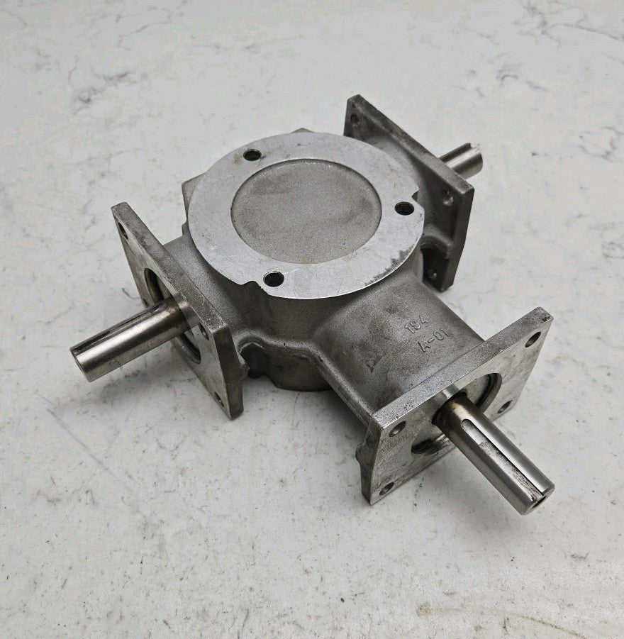 Hub City 0220-00403 Aluminum Spiral Bevel Single Reduction Reducer 1:1 Ratio