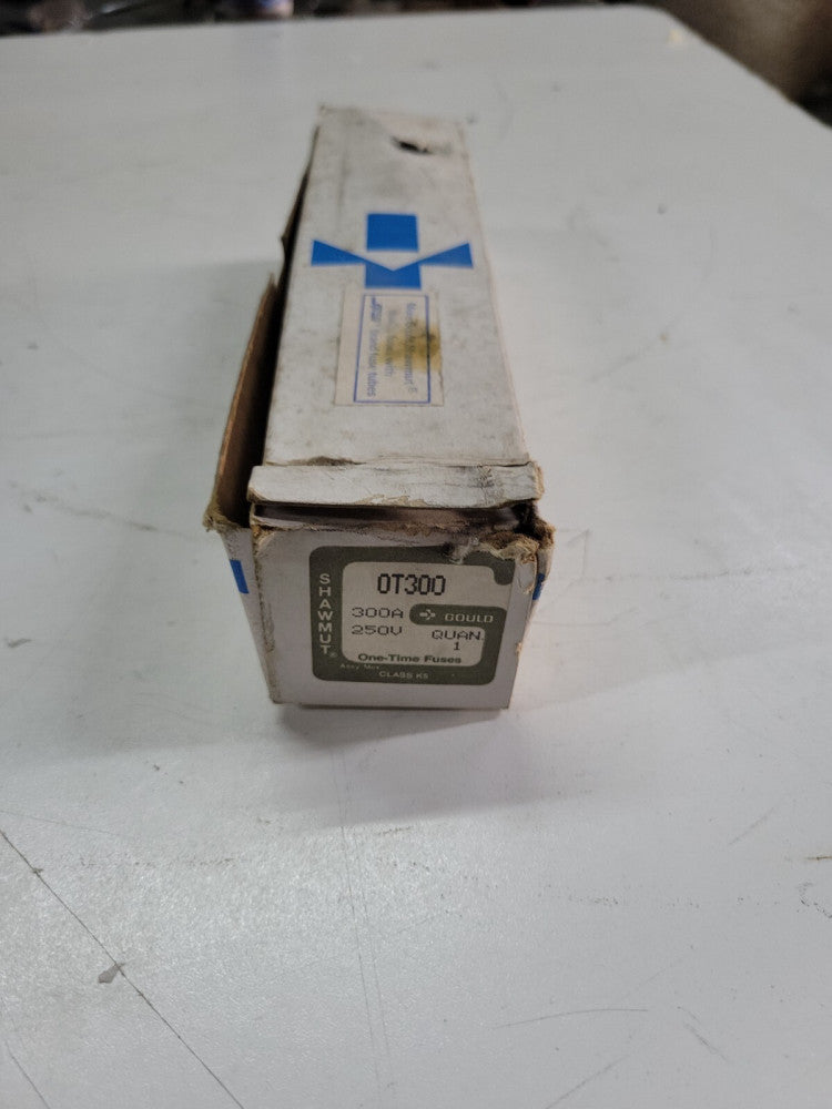 GOULD SHAWMUT OT300 ONE TIME FUSE 300 AMP A 250V OT-300 NOS