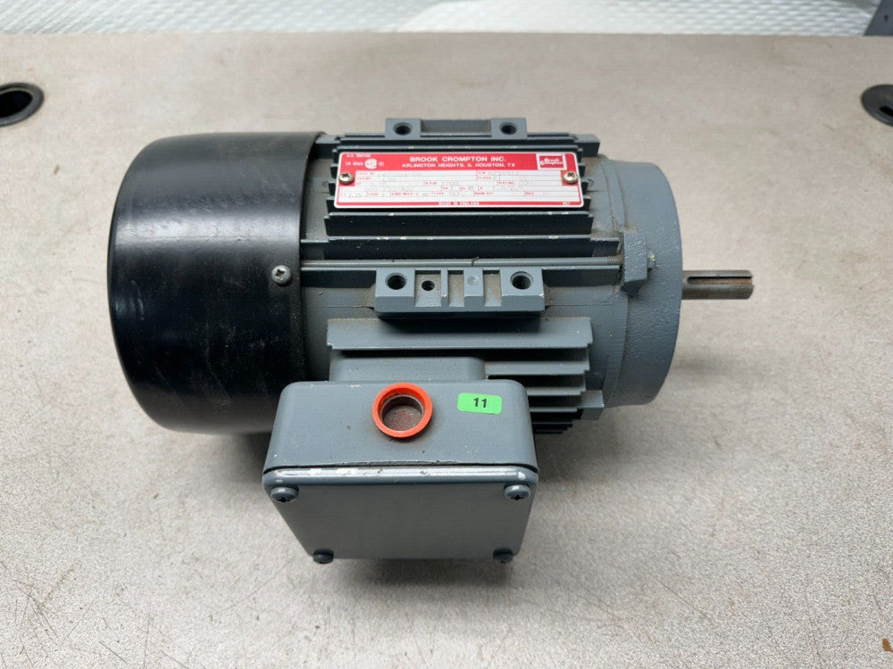 NEW NO BOX BROOK CROMPTON 1/4HP MOTOR L56 FRAME 1700RPM 1422201-00