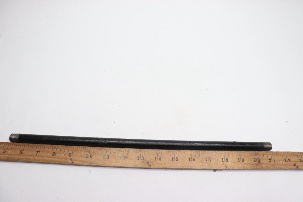 Ward Threaded Pipe Nipple Black Steel Sch 40 1/4" x 16"