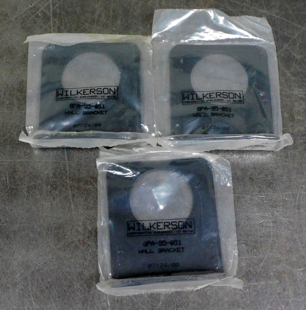 Wilkerson GPA-95-051 L Style Mount Wall Bracket Kit R20 Lot of Three (3)