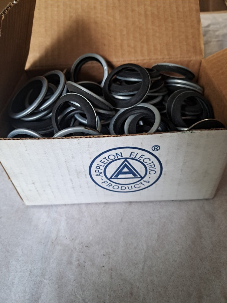 Lot of 124 Appleton STG-100 Steel Backed Neoprene Sealing Gasket Assembly 1"