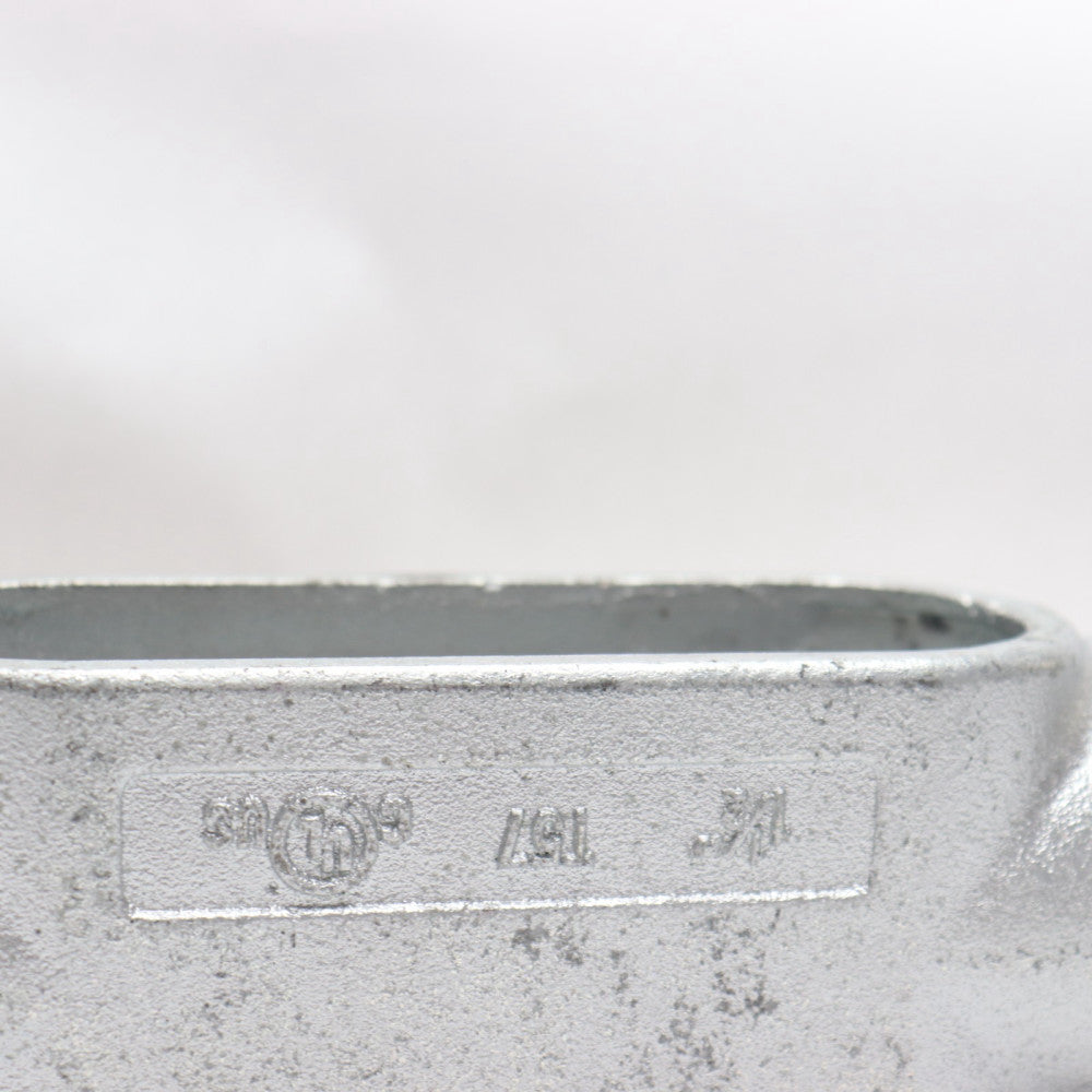 Conduit Outlet Body T-Style Electrogalvanized With Aluminum Acrylic Paint 1-1/2"