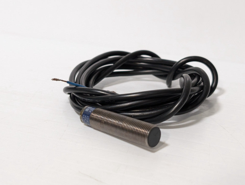 Telemecanique Xs1M12Mb230 Proximity Switch 240Vac 200Ma 240Vac 300Ma