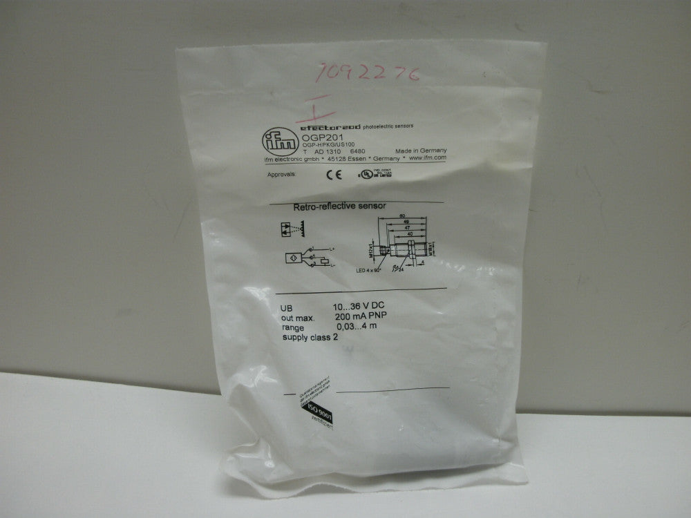 IFM EFECTOR OGP201/OGP-HPKG/US100 RETRO-REFLECTIVE SENSOR 10...36V DC NEW IN BAG