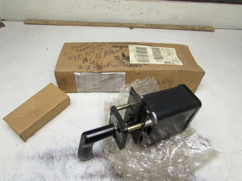NEW OLD STOCK GENERAL ELECTRIC SB-1 ROTARY SWITCH 16SB1-286A2290G1X2 NEW IN BOX