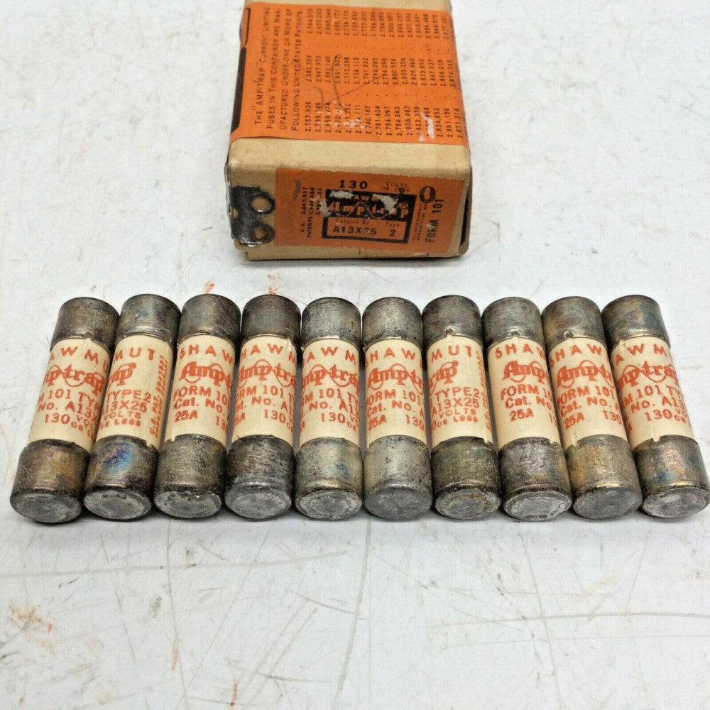 GOULD SHAWMUT A13X25-2 AMP-TRAP TYPE 2 FUSE 25 AMP 130VAC (LOT of 10)
