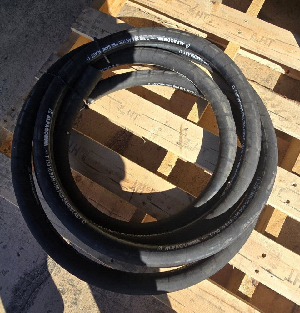 ALFAGOMMA T-750 1-1/2"x 19'10" BLACK RUBBER SANDBLAST HOSE 10-BAR,150PSI, M/O