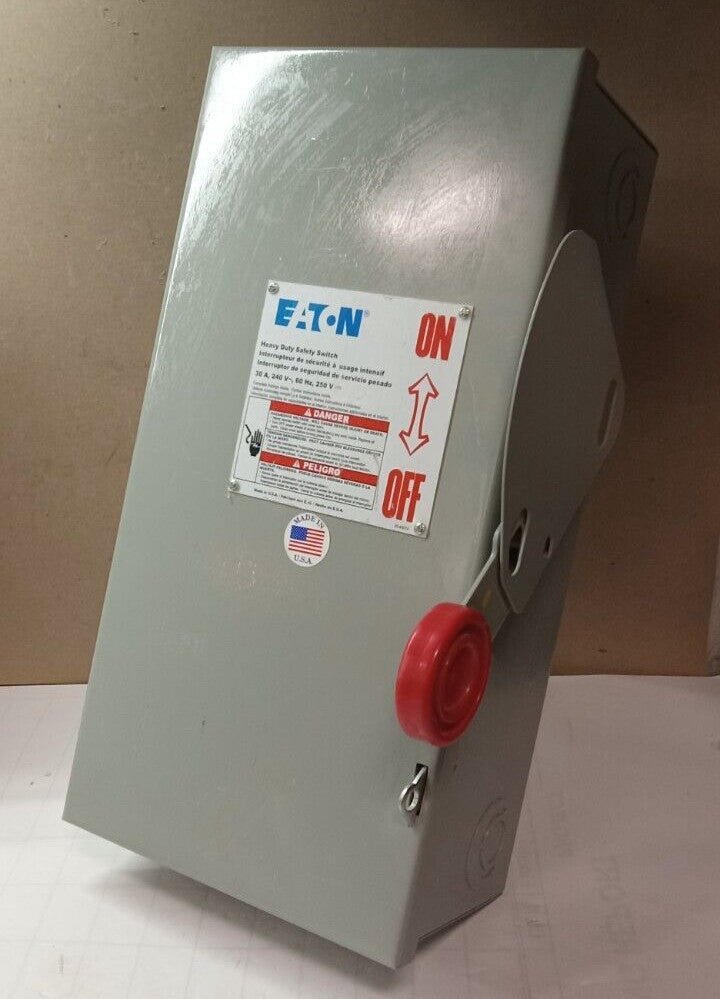 EATON DH321NGK 30 AMP SAFETY DISCONNECT SWITCH 3 POLE FUSIBLE 240 VAC 250 VDC