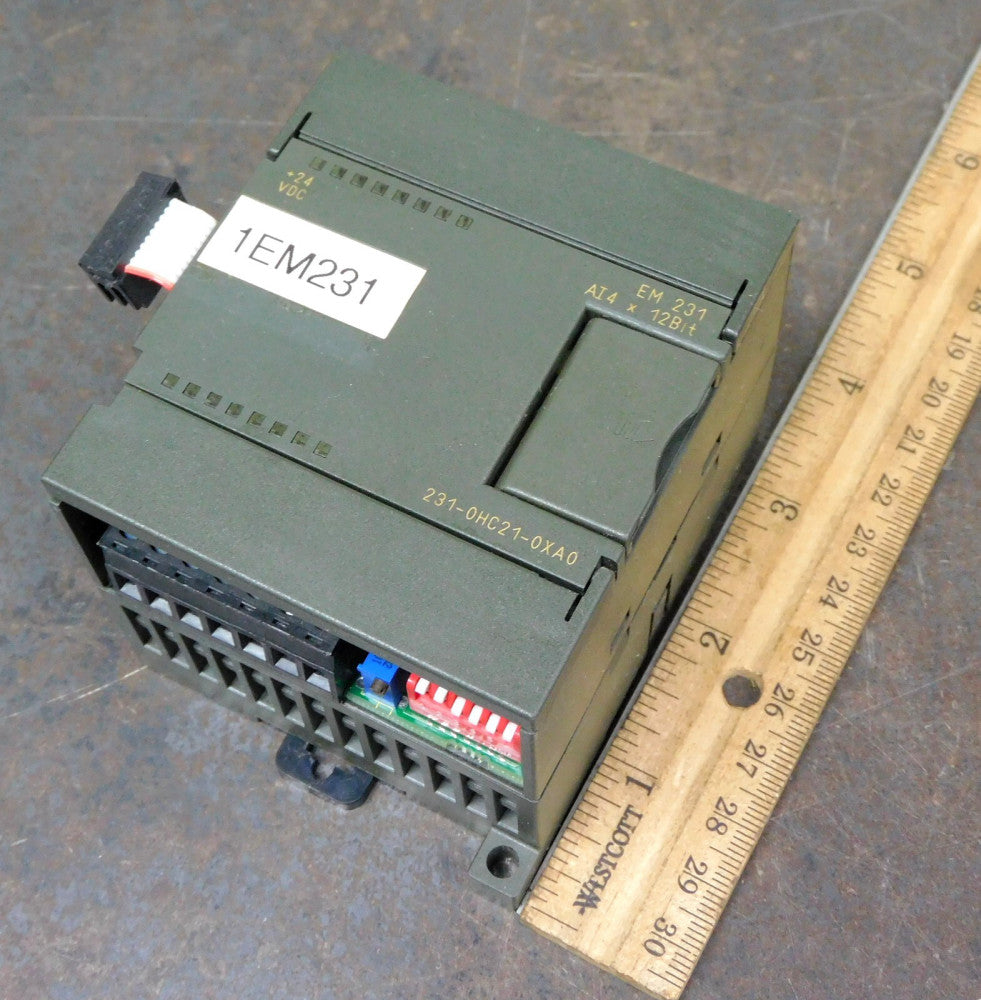 Siemens 6ES7 231-0HC21-0XA0 Analog Voltage Input PLC Module 21-28V DC