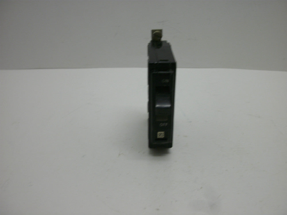 SQUARE D LL-4502 CIRCUIT BREAKER TYPE Q0B30 30 AMP 120/240V AC 1 POLE CU 8-14
