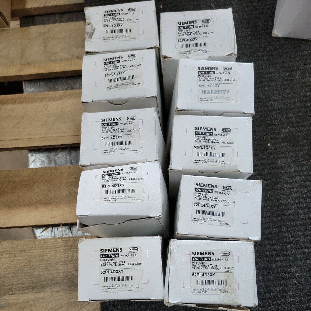 1 NEW Siemens - - Green Pilot Light, Oil Tight 52PL4D3XY