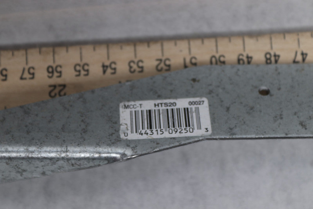 Simpson Strong-Tie 14-Gauge Heavy Twist Strap Galvanized 20" HTS20