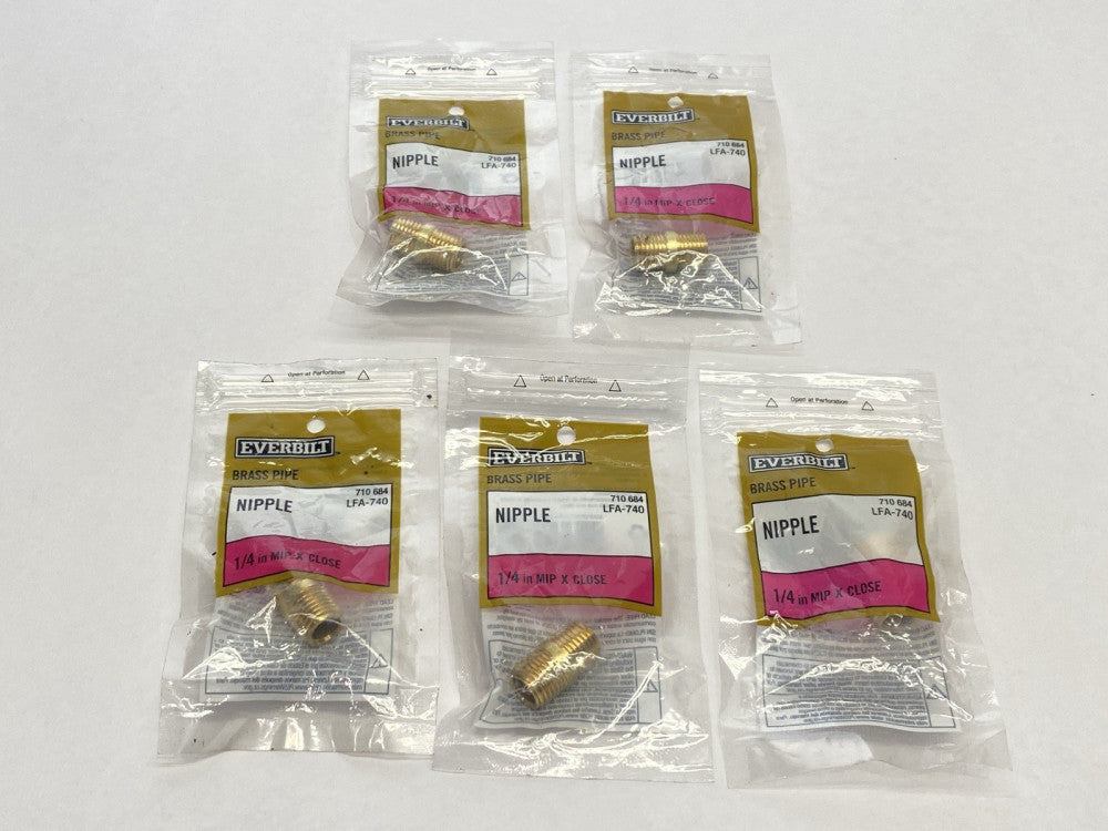Everbilt LFA-740 Brass Pipe Nipple 1/4" x Close LOT OF 5