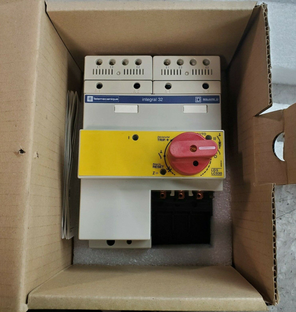 NEW SQUARE D TELEMECANIQUE REVERSING CONTACTOR BREAKER 600 VAC LD5LC030BD