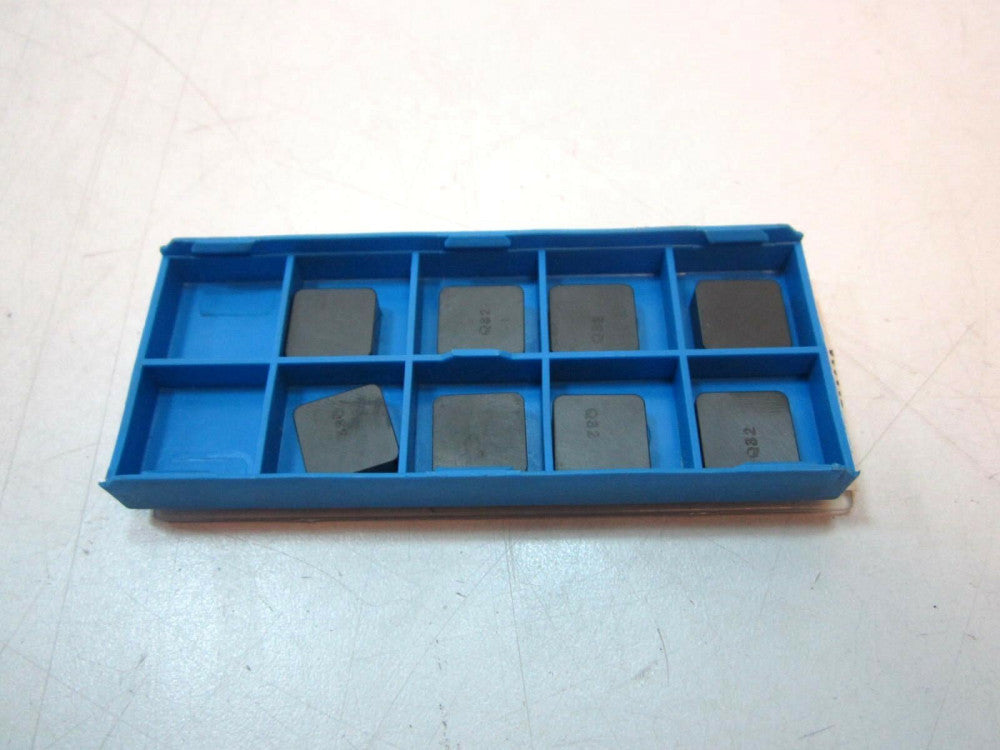 Valenite (SNG434 T00630 Q32) Ceramic Square Inserts NEW - Lot of 8