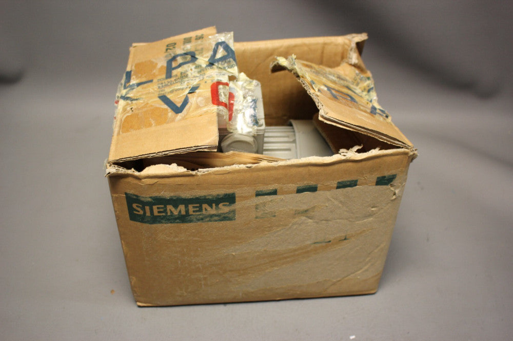 NEW SIEMENS SIMOTIC GP LOW VOLTAGE MOTOR 1LA7070-4AB10