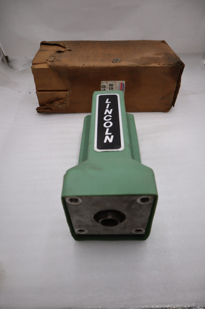 LINCOLN INDUSTRIAL 85300 HYDRAULIC MOTOR NEW WITH BOX STOCK H726