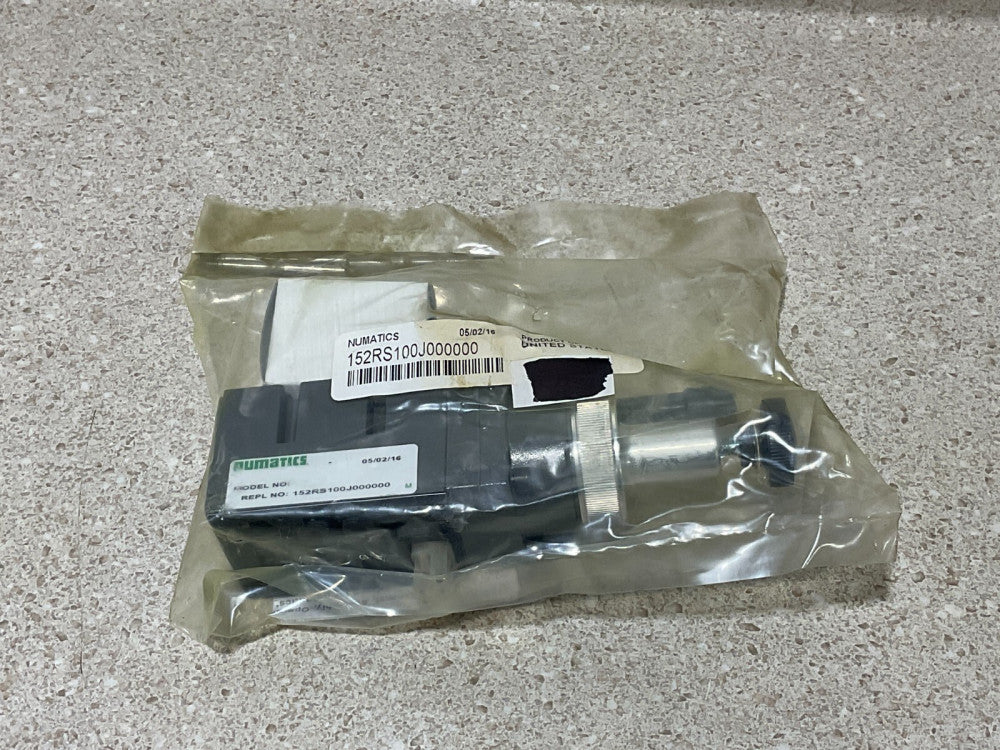 Numatics 152RS100J000000 NEW