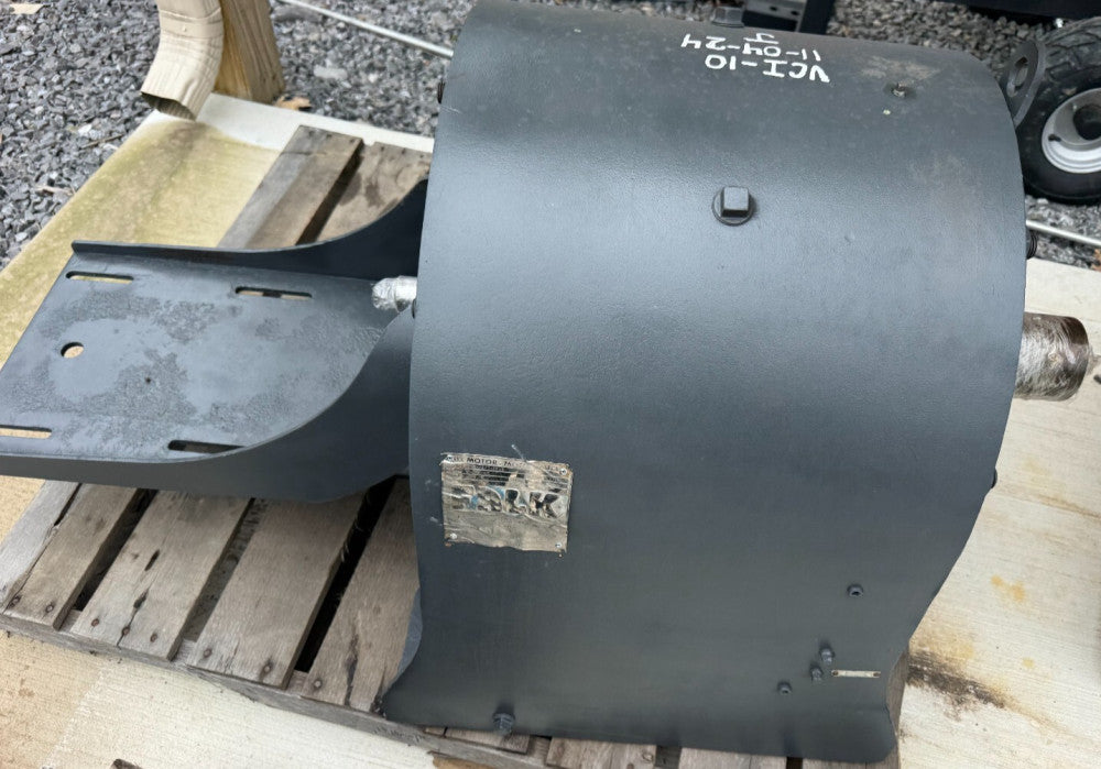 USED FALK 152-7EZ3-06A2 ENCLOSED GEAR DRIVE SPEED REDUCER 38.41 RATIO 7EZ3-06A2