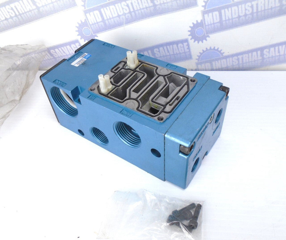 (NEW) - MAC VALVE # 6500B-411 (NEW in factory bag with solenoid mounting screws)