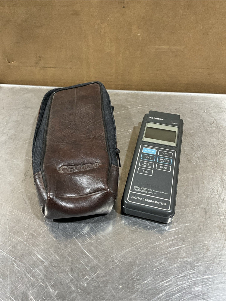 Omega HH81 Black Portable LCD Display Digital Thermometer, NOS