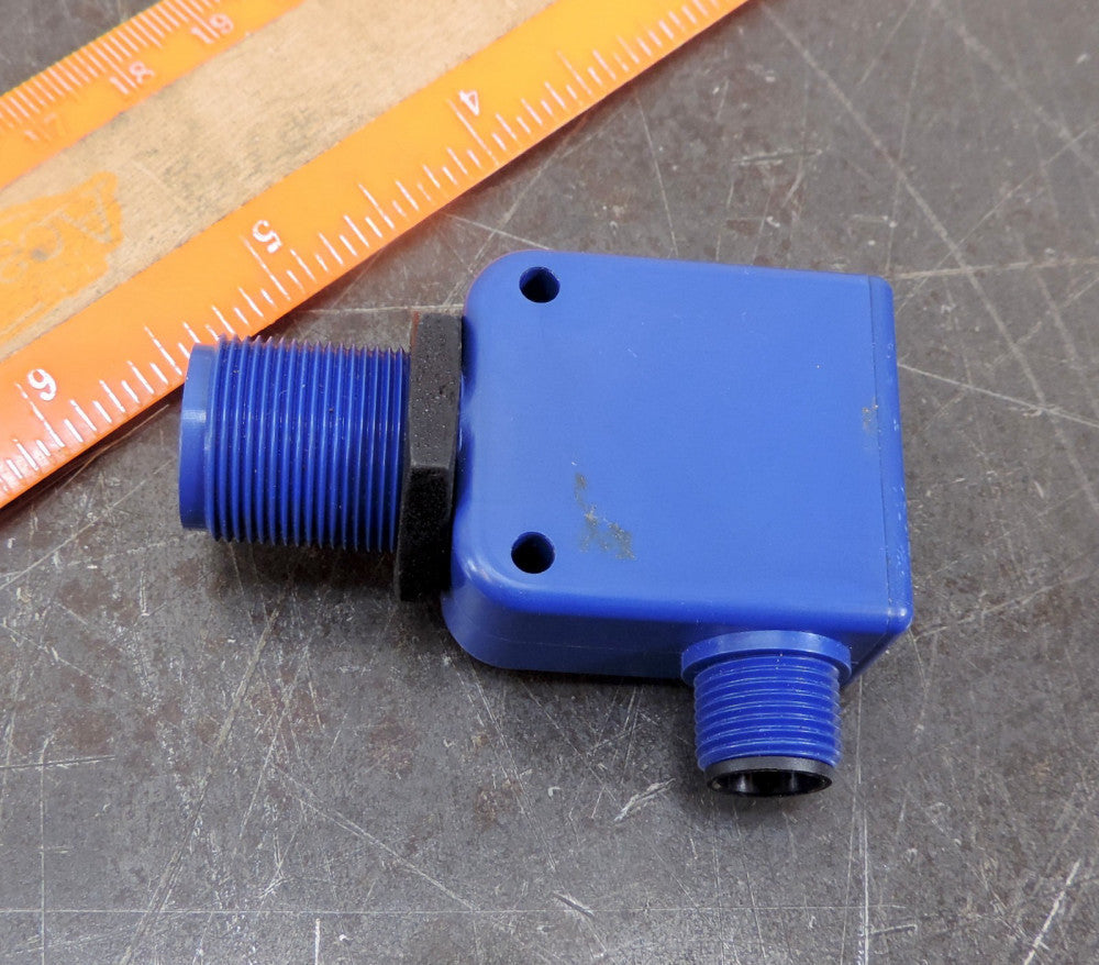 HydeParkTelemecanique VM1PNOQ Ultrasonic Sensor 24 VDC 4-Pin VM1-PNO-Q