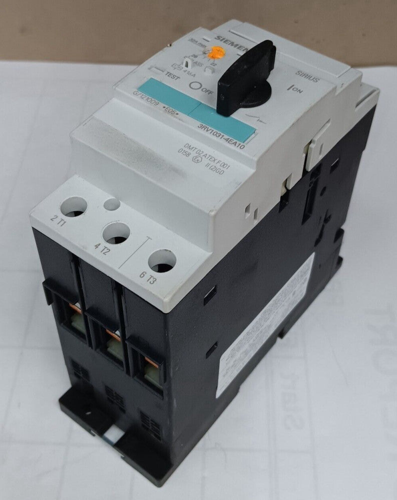 SIEMENS 3RV1031-4EA10 32 AMP MOTOR CIRCUIT PROTECTOR 3 POLE 600 VAC